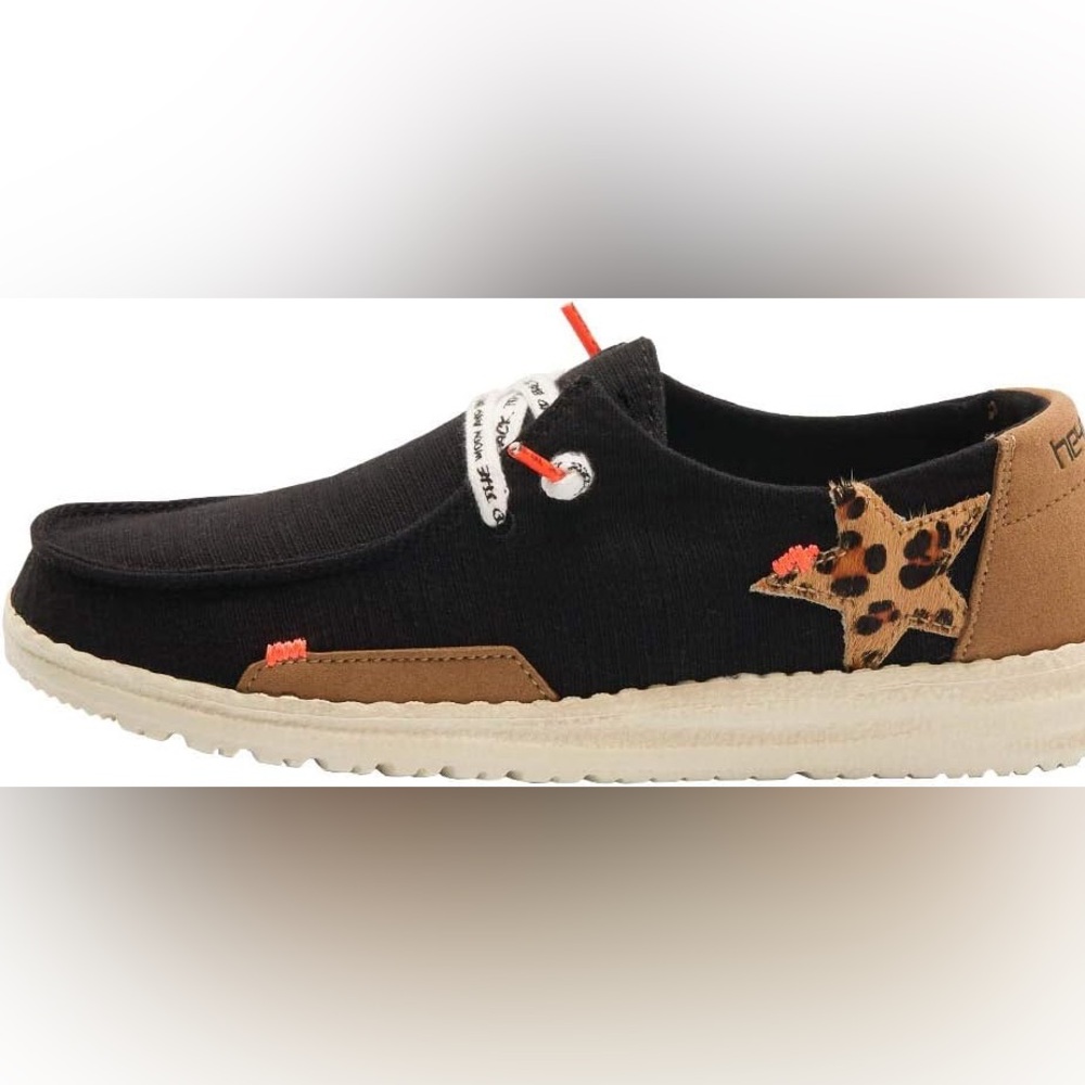 Hey Dude Wendy loafers size 8